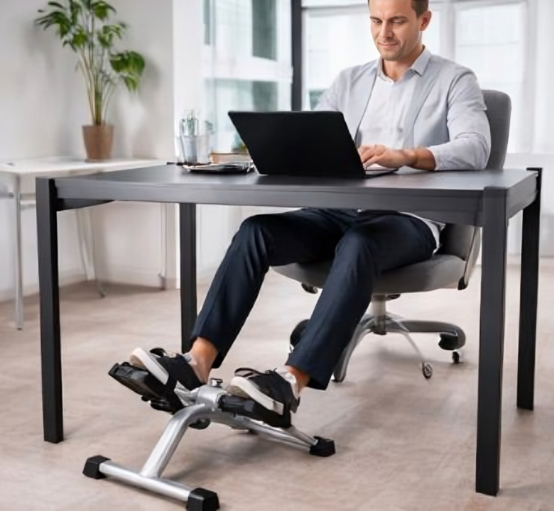 Mini bike leg trainer